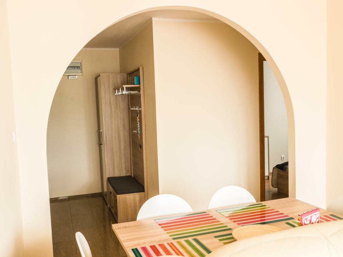 Apartament Plaza48 กดัญสก์ ภายนอก รูปภาพ